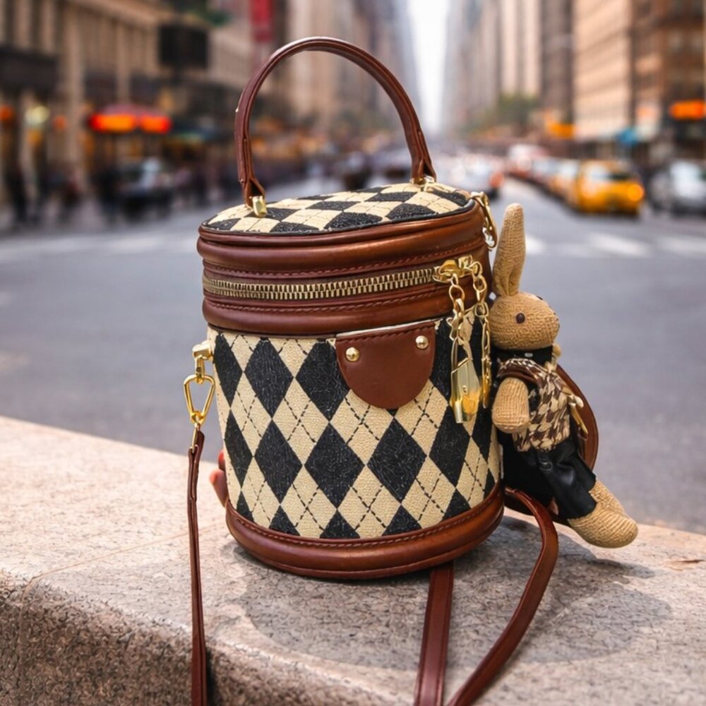 🧸Chic Argyle Bucket Bag w/ Cute Matching Bunny Charm & Adjustable Strap